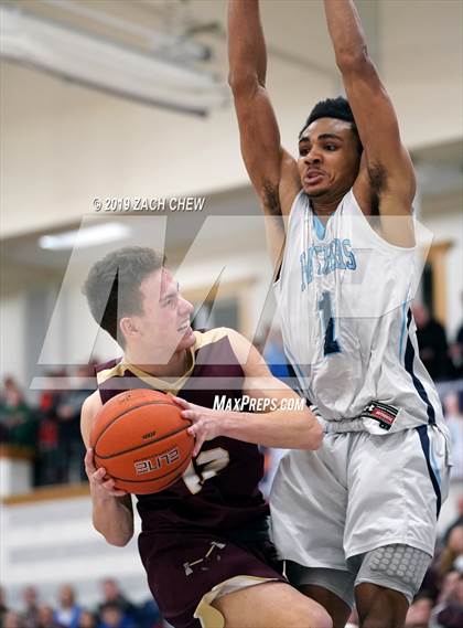 Thumbnail 1 in Franklin vs. Algonquin Regional (MIAA D1 Regional First Round) photogallery.