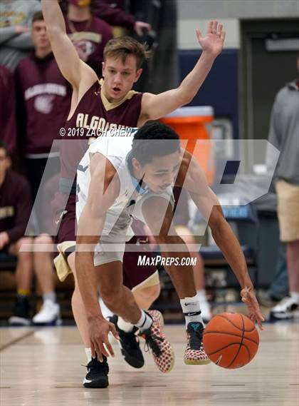 Thumbnail 2 in Franklin vs. Algonquin Regional (MIAA D1 Regional First Round) photogallery.