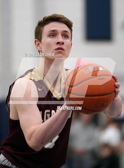 Thumbnail 1 in Franklin vs. Algonquin Regional (MIAA D1 Regional First Round) photogallery.
