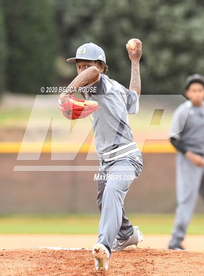 Thumbnail 2 in Harding University @ Ardrey Kell photogallery.