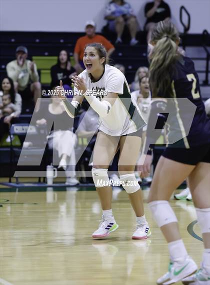 Thumbnail 3 in The First Academy vs. Trinity Catholic photogallery.