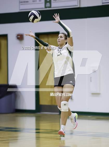 Thumbnail 1 in The First Academy vs. Trinity Catholic photogallery.