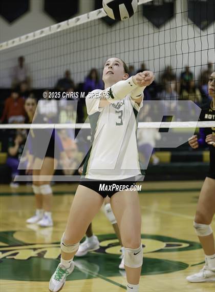 Thumbnail 2 in The First Academy vs. Trinity Catholic photogallery.