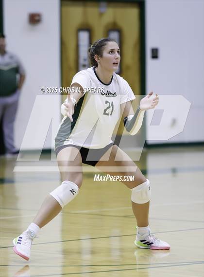 Thumbnail 1 in The First Academy vs. Trinity Catholic photogallery.