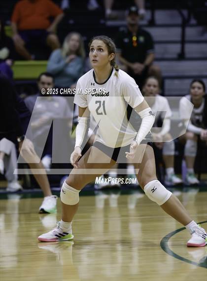 Thumbnail 2 in The First Academy vs. Trinity Catholic photogallery.