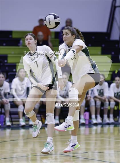 Thumbnail 2 in The First Academy vs. Trinity Catholic photogallery.