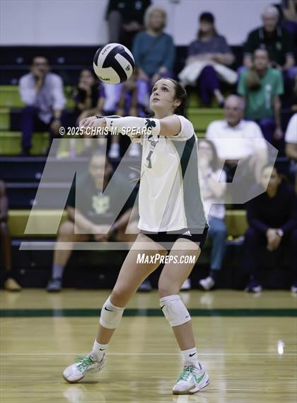 Thumbnail 3 in The First Academy vs. Trinity Catholic photogallery.