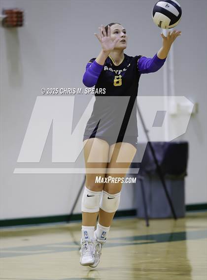 Thumbnail 2 in The First Academy vs. Trinity Catholic photogallery.