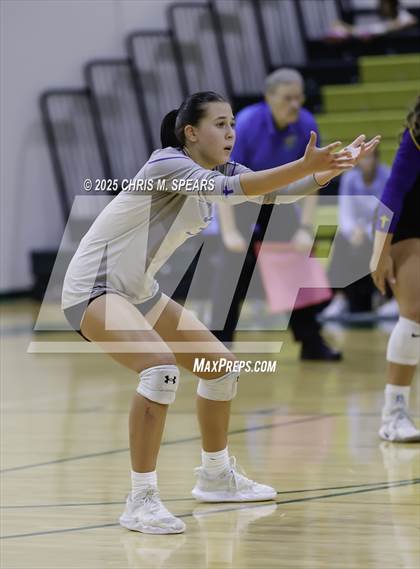 Thumbnail 2 in The First Academy vs. Trinity Catholic photogallery.