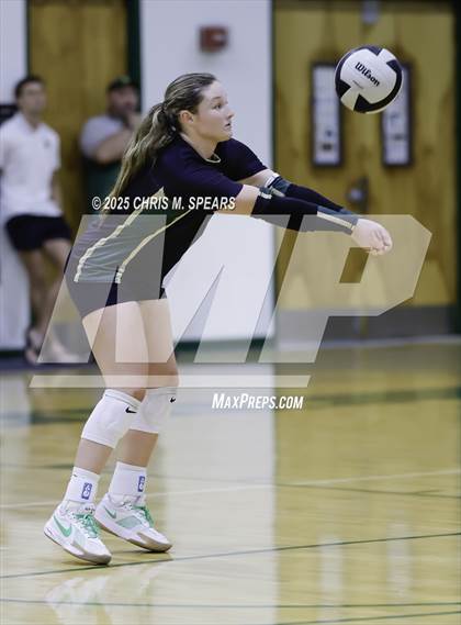 Thumbnail 3 in The First Academy vs. Trinity Catholic photogallery.