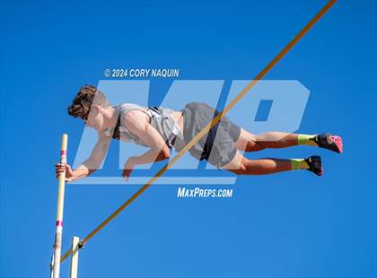 Thumbnail 3 in Tiger Relays photogallery.