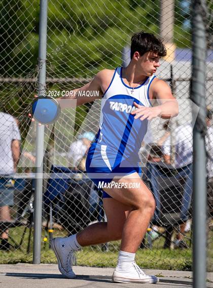 Thumbnail 2 in Tiger Relays photogallery.