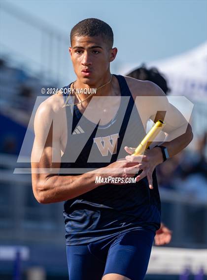 Thumbnail 1 in Tiger Relays photogallery.