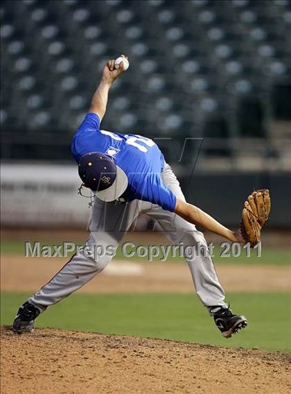 Thumbnail 2 in Austin Area Senior All-Star Game photogallery.