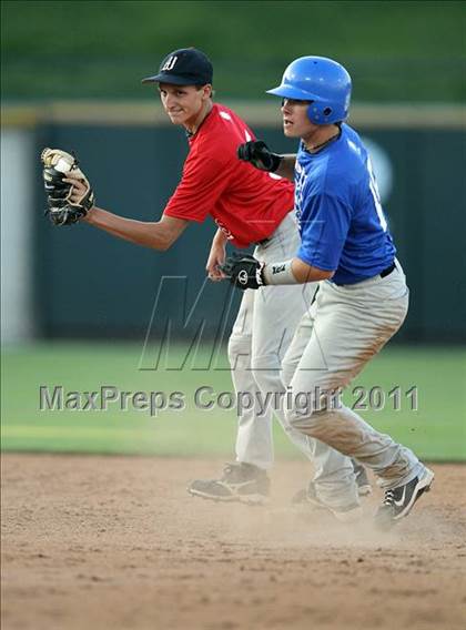 Thumbnail 3 in Austin Area Senior All-Star Game photogallery.
