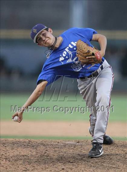 Thumbnail 2 in Austin Area Senior All-Star Game photogallery.