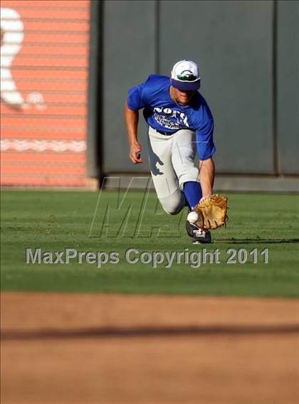 Thumbnail 3 in Austin Area Senior All-Star Game photogallery.