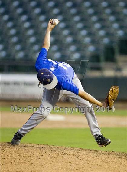Thumbnail 2 in Austin Area Senior All-Star Game photogallery.