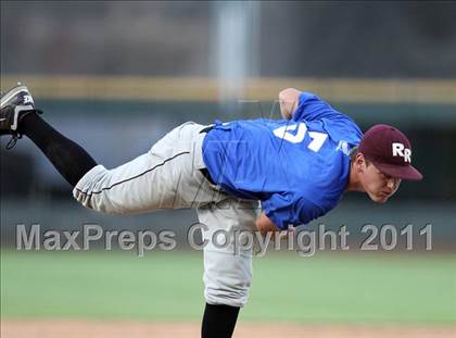 Thumbnail 3 in Austin Area Senior All-Star Game photogallery.