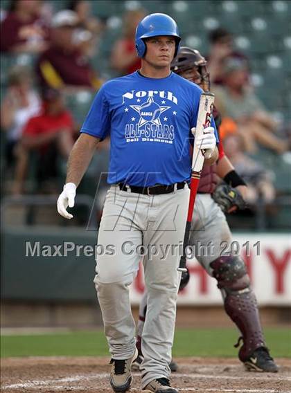 Thumbnail 3 in Austin Area Senior All-Star Game photogallery.