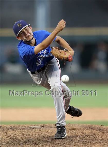 Thumbnail 1 in Austin Area Senior All-Star Game photogallery.