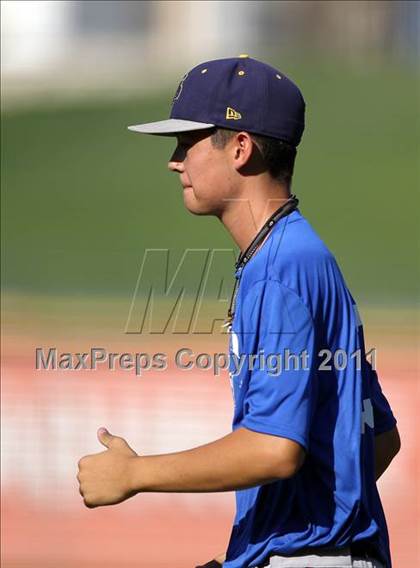 Thumbnail 3 in Austin Area Senior All-Star Game photogallery.
