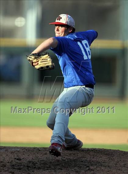 Thumbnail 3 in Austin Area Senior All-Star Game photogallery.