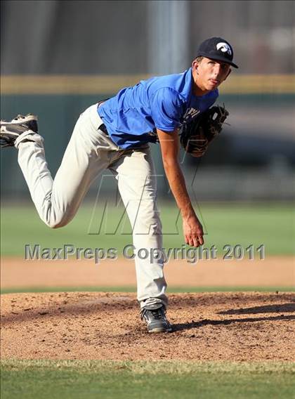 Thumbnail 2 in Austin Area Senior All-Star Game photogallery.