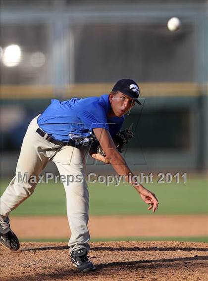 Thumbnail 3 in Austin Area Senior All-Star Game photogallery.