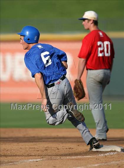 Thumbnail 2 in Austin Area Senior All-Star Game photogallery.