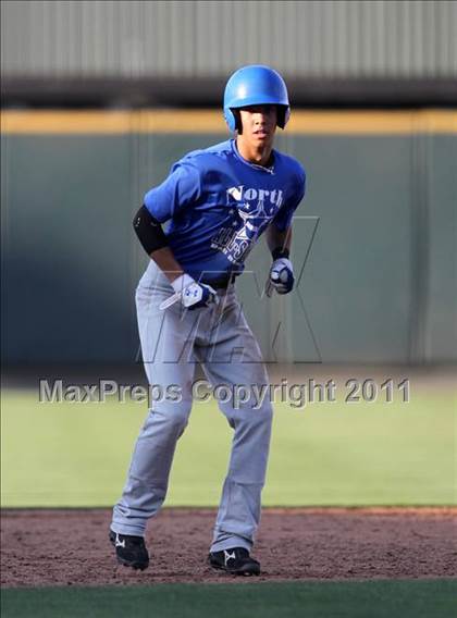 Thumbnail 2 in Austin Area Senior All-Star Game photogallery.