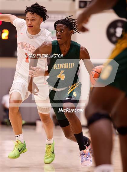 Thumbnail 3 in Wasatch Academy vs. Greenforest (Holiday Hoopsgiving) photogallery.