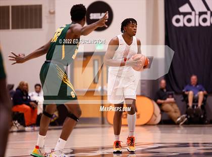 Thumbnail 2 in Wasatch Academy vs. Greenforest (Holiday Hoopsgiving) photogallery.