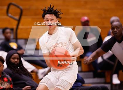 Thumbnail 3 in Wasatch Academy vs. Greenforest (Holiday Hoopsgiving) photogallery.