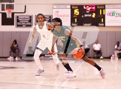 Thumbnail 3 in Wasatch Academy vs. Greenforest (Holiday Hoopsgiving) photogallery.