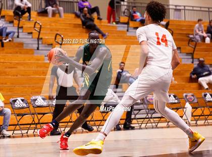 Thumbnail 1 in Wasatch Academy vs. Greenforest (Holiday Hoopsgiving) photogallery.