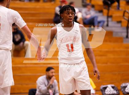 Thumbnail 1 in Wasatch Academy vs. Greenforest (Holiday Hoopsgiving) photogallery.