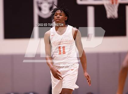 Thumbnail 3 in Wasatch Academy vs. Greenforest (Holiday Hoopsgiving) photogallery.