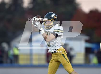 Thumbnail 1 in Richland @ Kennedy Catholic [WIAA 4A State Playoff Round 1] photogallery.