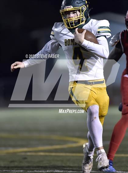 Thumbnail 3 in Richland @ Kennedy Catholic [WIAA 4A State Playoff Round 1] photogallery.