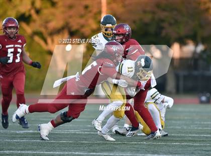 Thumbnail 2 in Richland @ Kennedy Catholic [WIAA 4A State Playoff Round 1] photogallery.