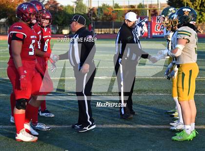 Thumbnail 3 in Richland @ Kennedy Catholic [WIAA 4A State Playoff Round 1] photogallery.