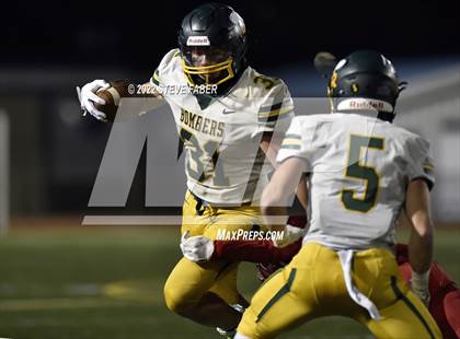 Thumbnail 2 in Richland @ Kennedy Catholic [WIAA 4A State Playoff Round 1] photogallery.