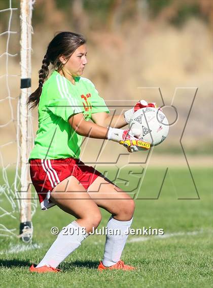 Thumbnail 2 in Weiser vs. Payette photogallery.