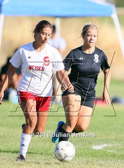 Thumbnail 1 in Weiser vs. Payette photogallery.