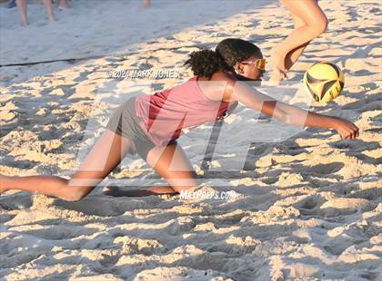 Thumbnail 2 in O'Connor vs. Mountain Ridge (AIA DI Pairs Round 1 Playoff) photogallery.