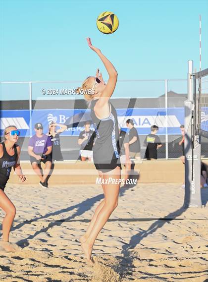 Thumbnail 3 in O'Connor vs. Mountain Ridge (AIA DI Pairs Round 1 Playoff) photogallery.
