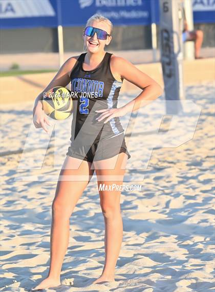 Thumbnail 3 in O'Connor vs. Mountain Ridge (AIA DI Pairs Round 1 Playoff) photogallery.