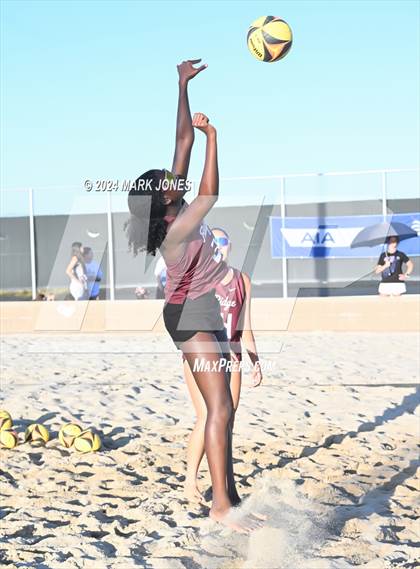 Thumbnail 2 in O'Connor vs. Mountain Ridge (AIA DI Pairs Round 1 Playoff) photogallery.