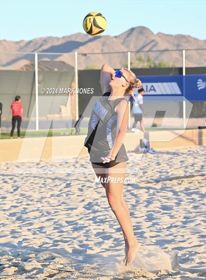 Thumbnail 3 in O'Connor vs. Mountain Ridge (AIA DI Pairs Round 1 Playoff) photogallery.